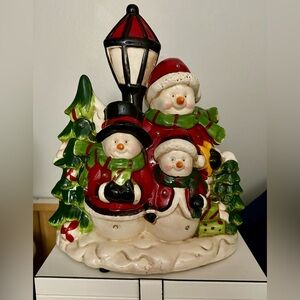 Vintage looking/Victorian Snowman Family